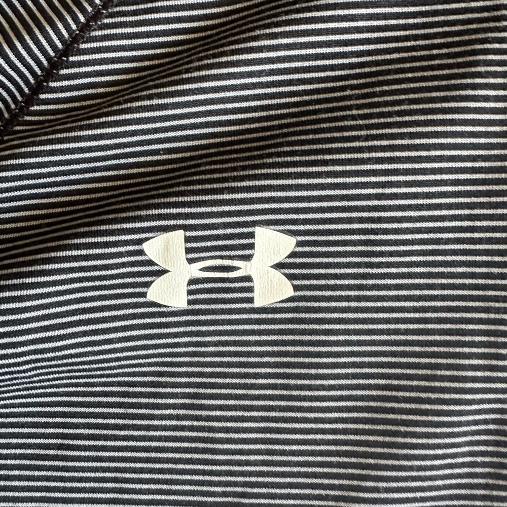 Under Armour Cincinnati Bearcats 1/4 Zip Pullover Women’s Small - Picture 3 of 7